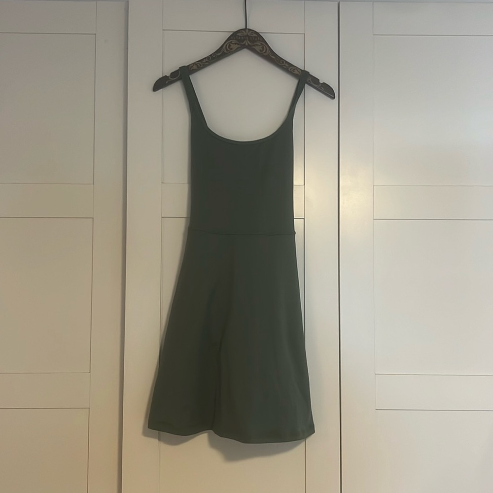 Zella athletic dress built in shorts with pockets